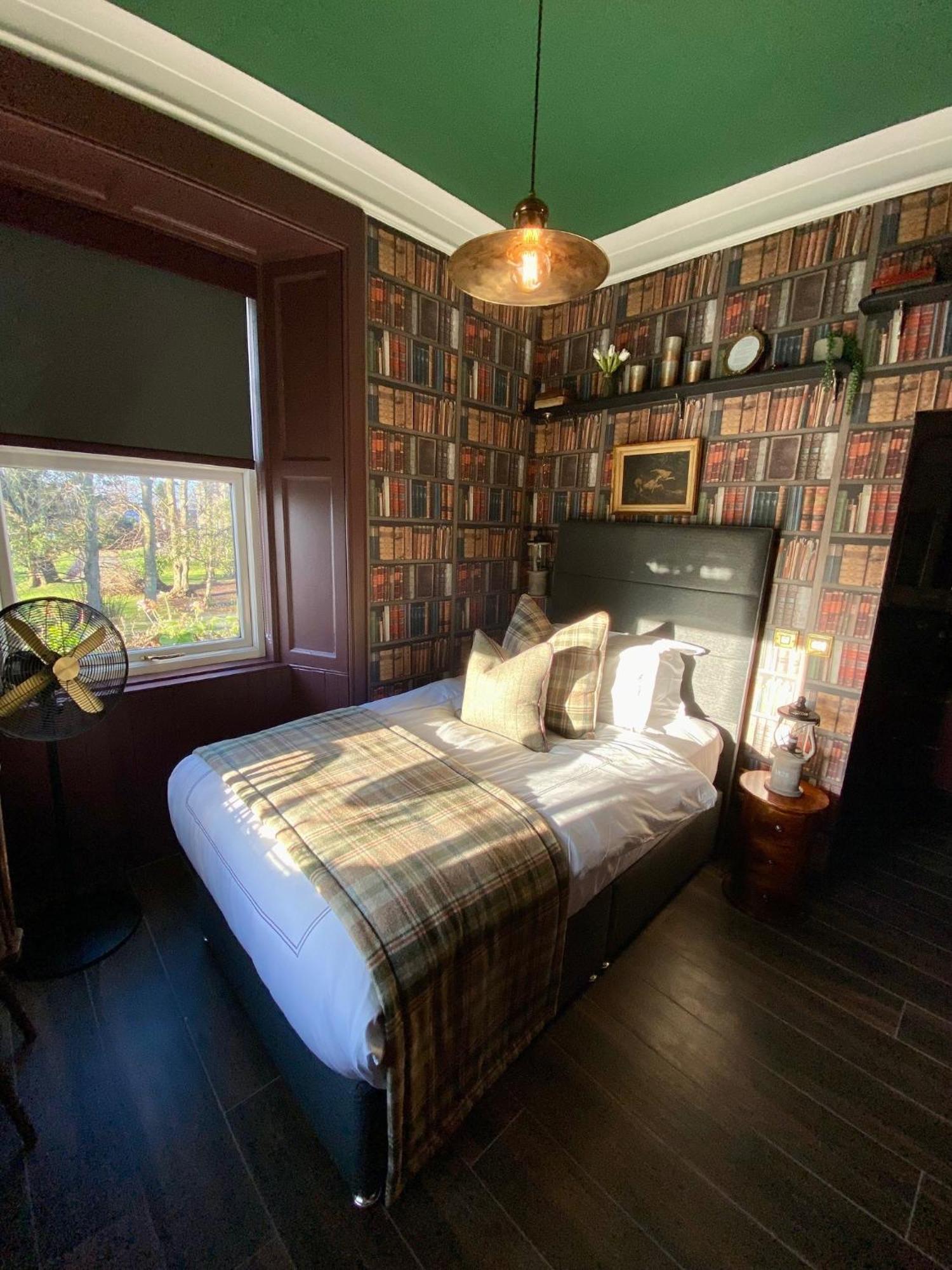 Hotel Abbotsford